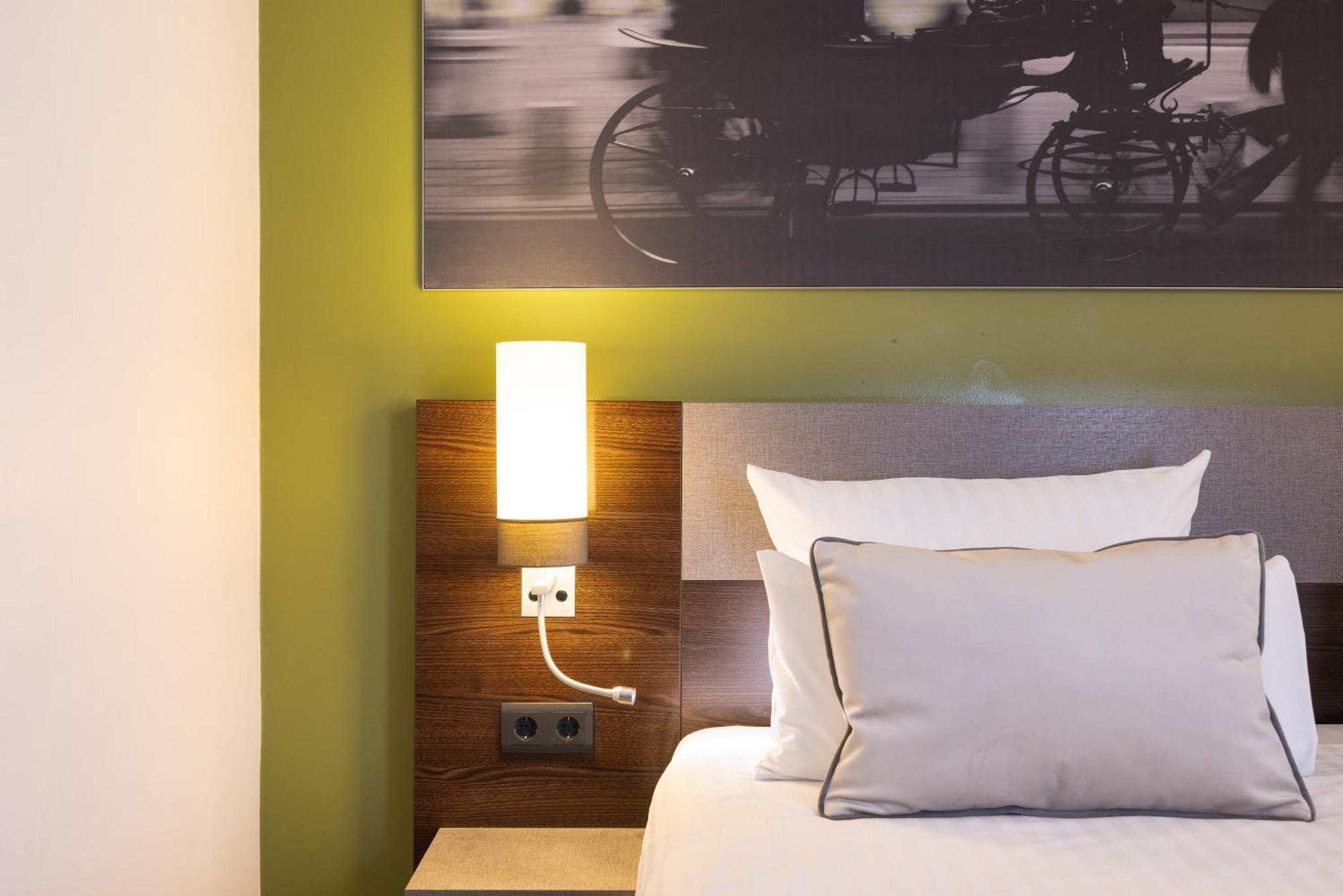 Leonardo Vienna Westbahnhof Hotel Ngoại thất bức ảnh