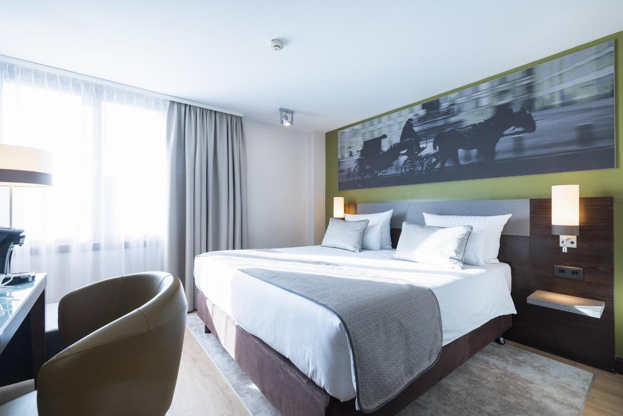 Leonardo Vienna Westbahnhof Hotel Ngoại thất bức ảnh