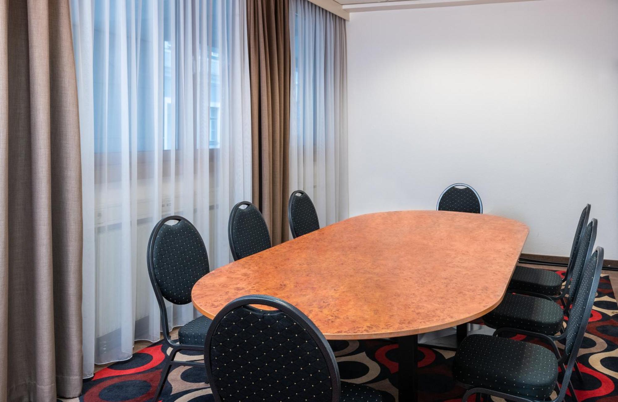 Leonardo Vienna Westbahnhof Hotel Ngoại thất bức ảnh Meeting room